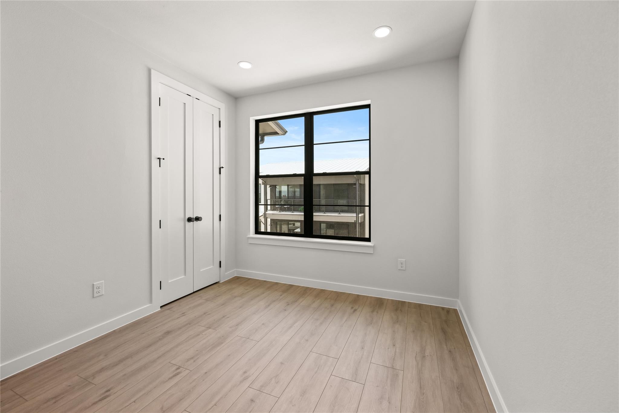 634 Central PKWY # 1204