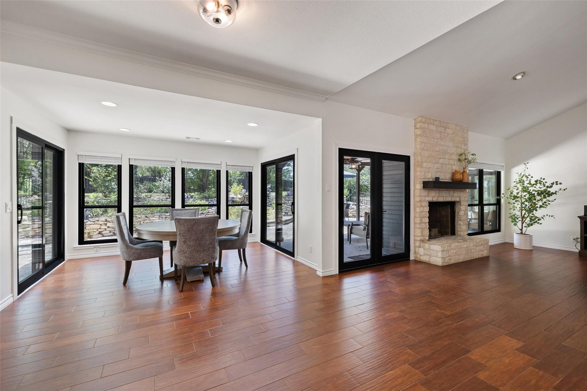 103 Schooner DR