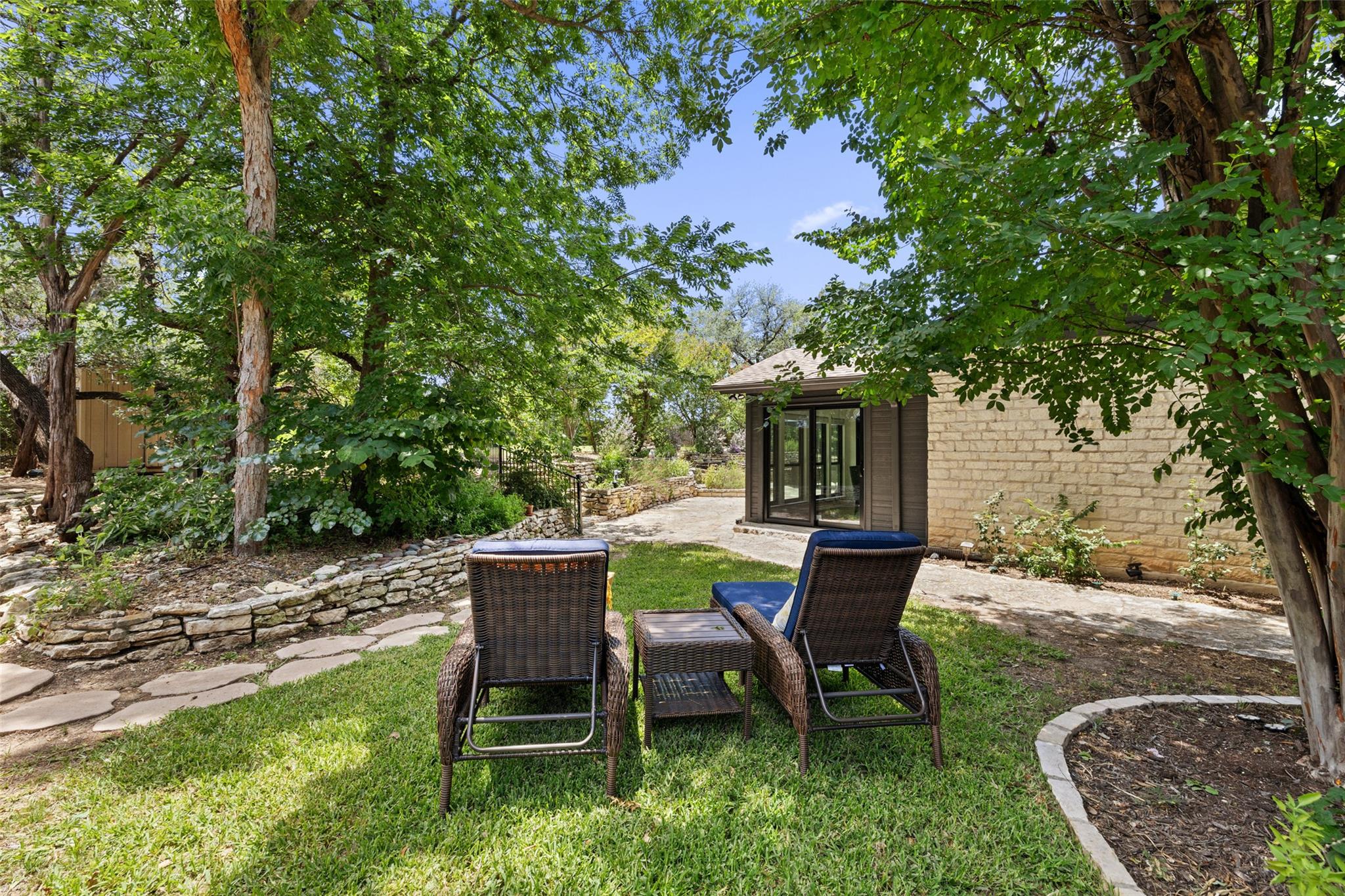 103 Schooner DR
