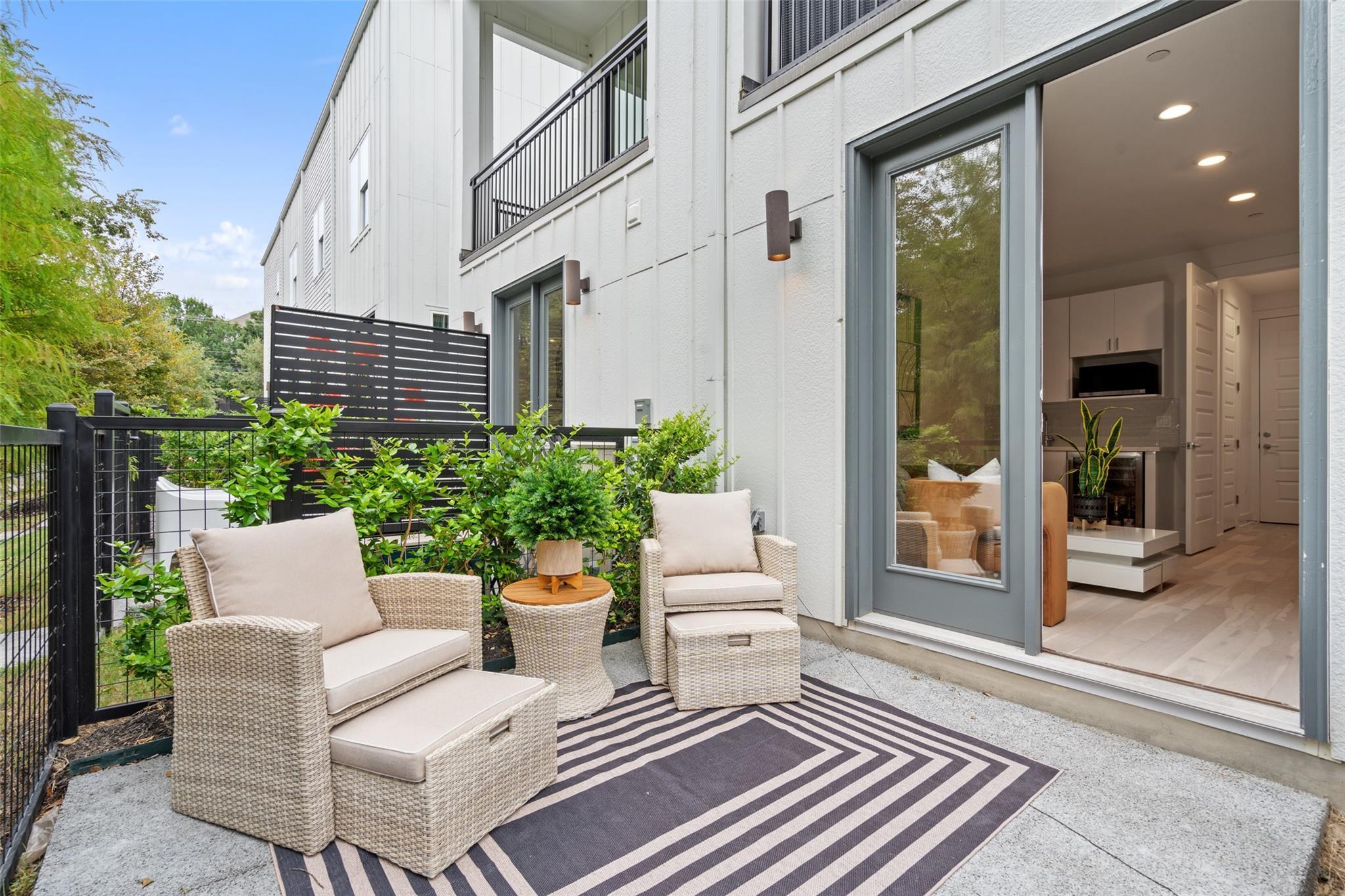 2505 Bluebonnet LN # 13