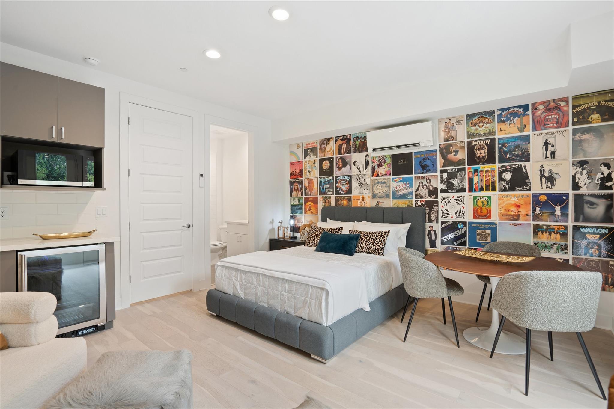 2505 Bluebonnet LN # 13