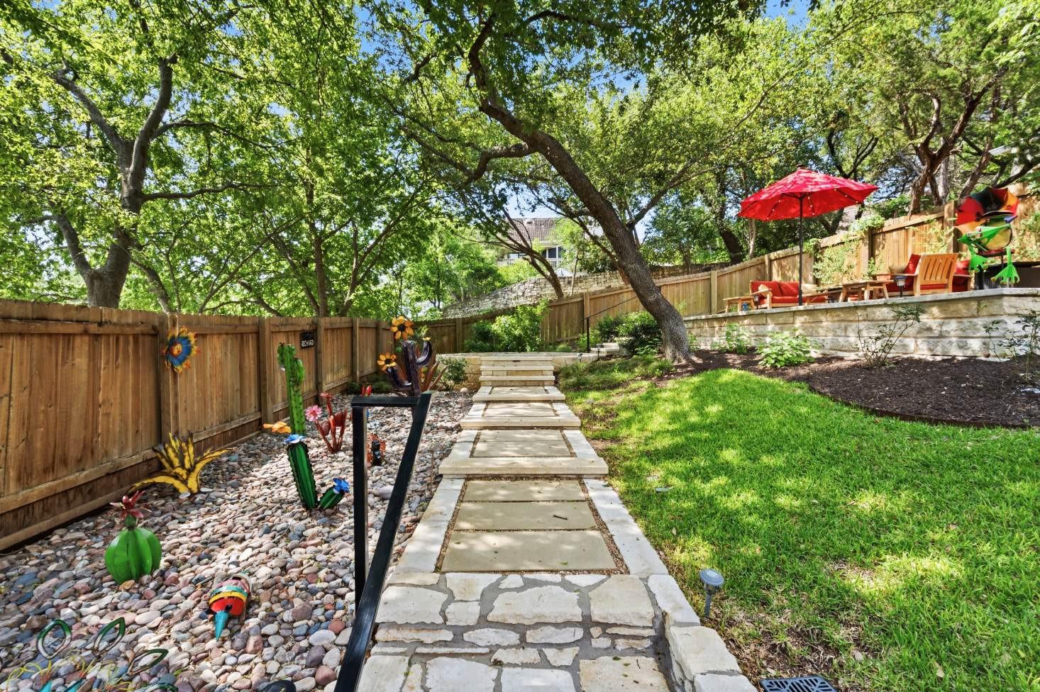 4801 Fern HOLW