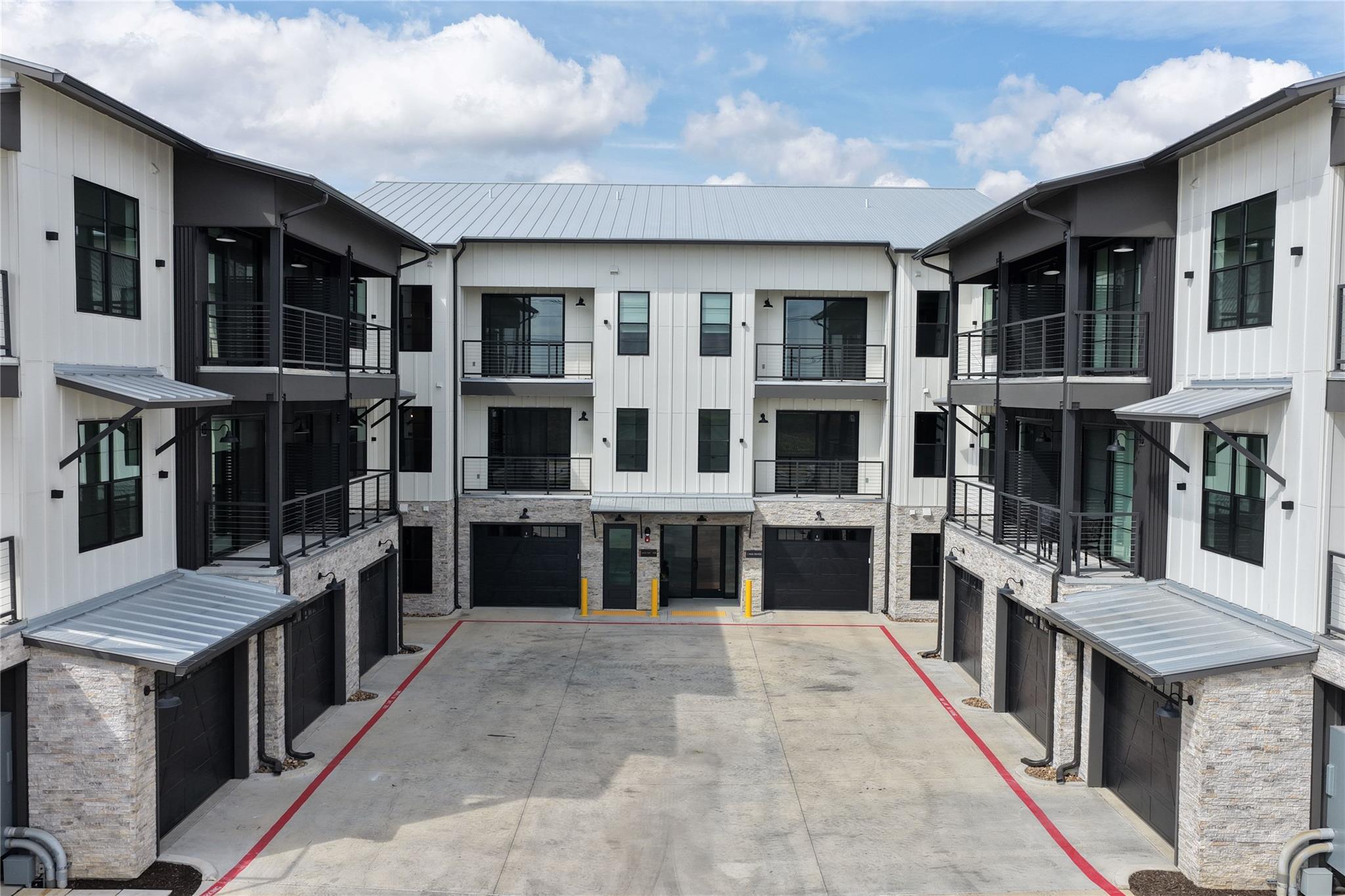 634 Central PKWY # 1211