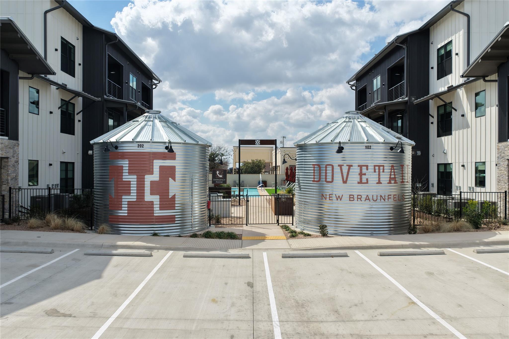 634 Central PKWY # 1211
