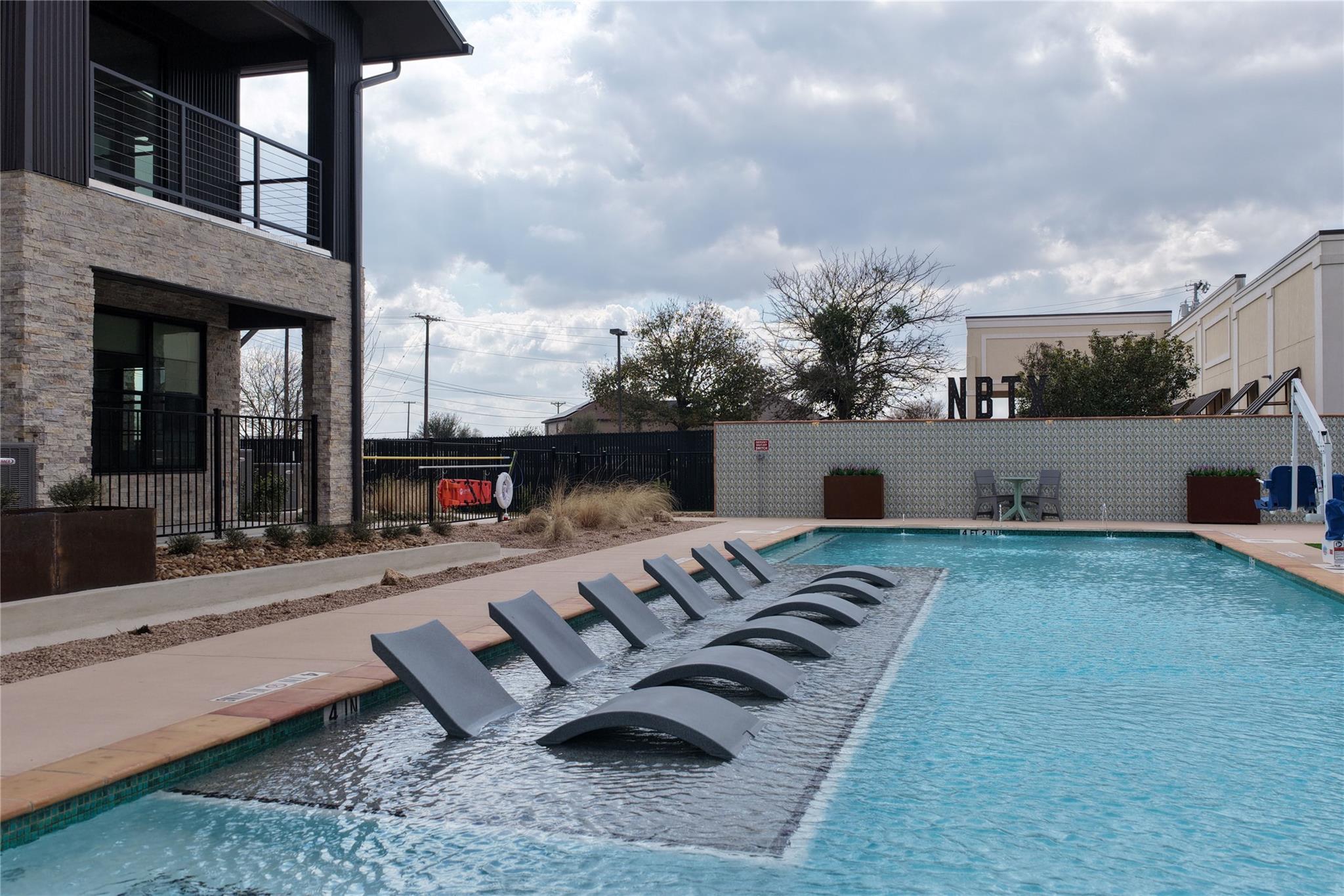 634 Central PKWY # 1211
