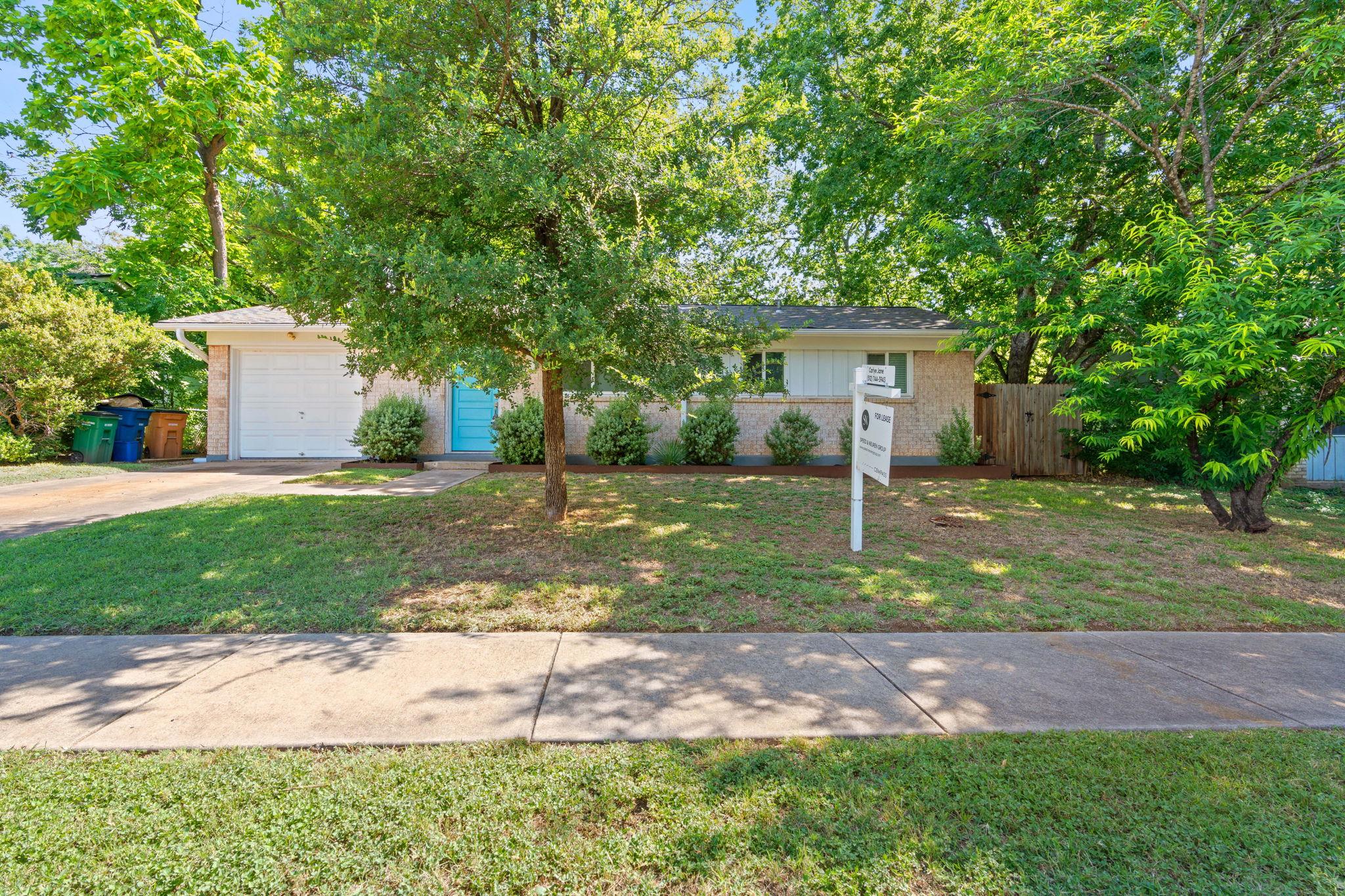 902 Cardiff DR