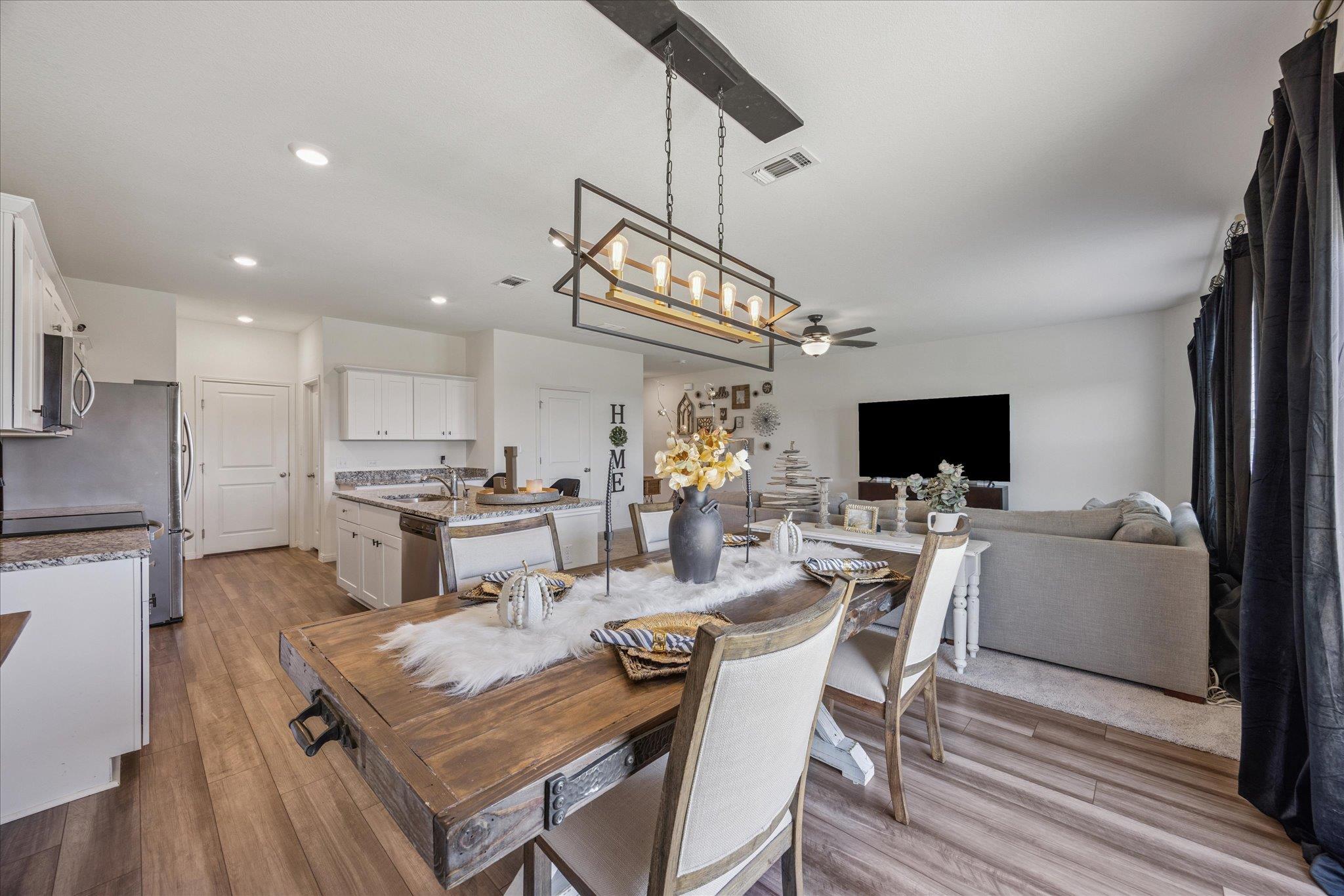 208 Night Riders WAY