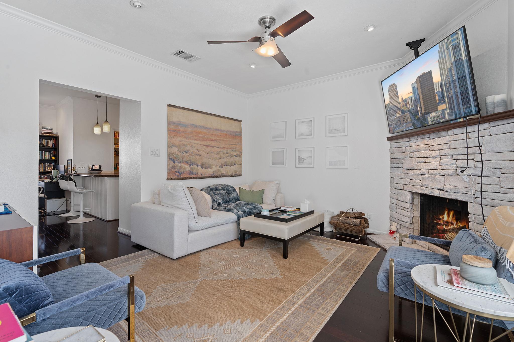 1307 Kinney Ave # 136