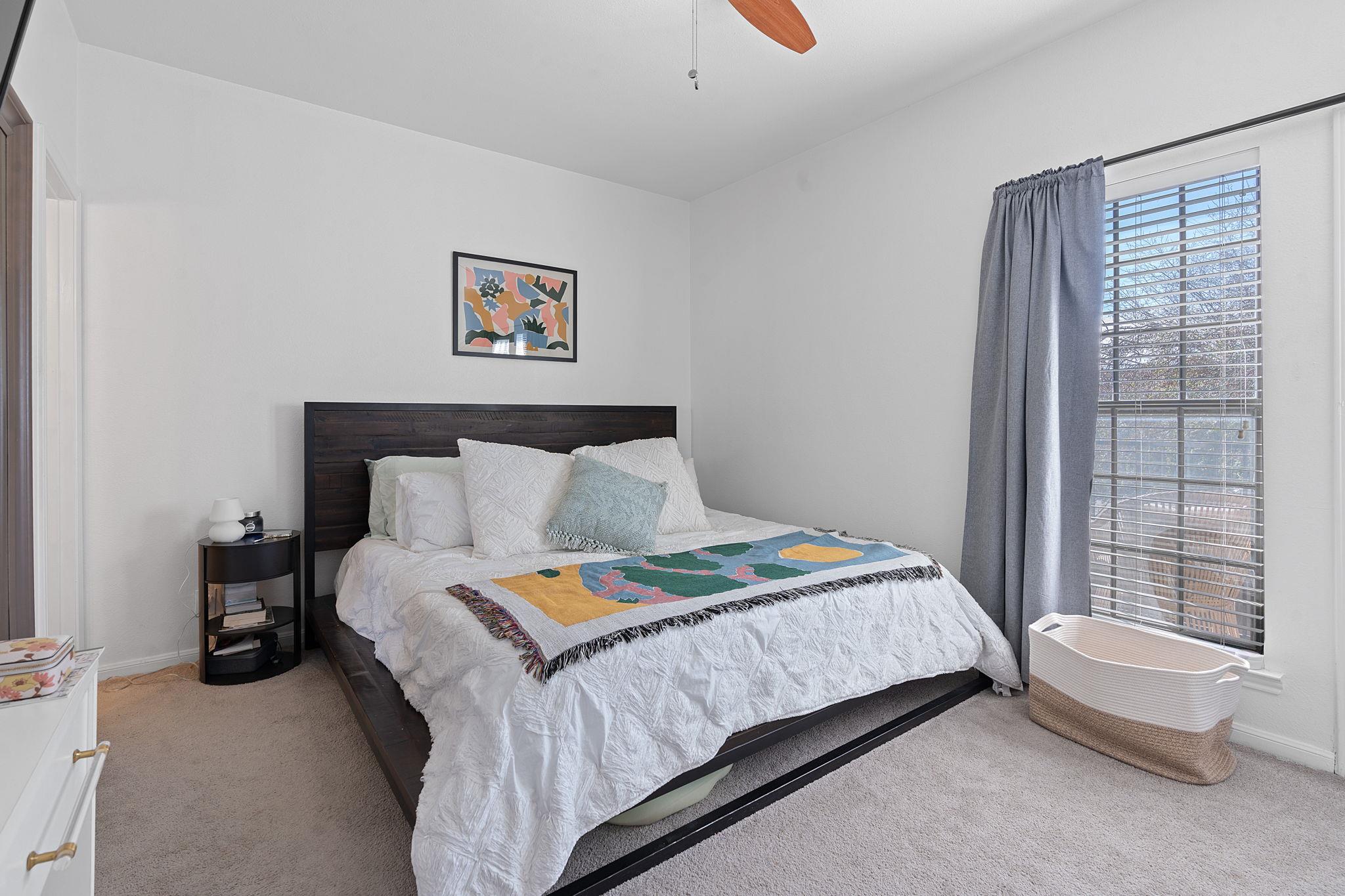 1307 Kinney Ave # 136