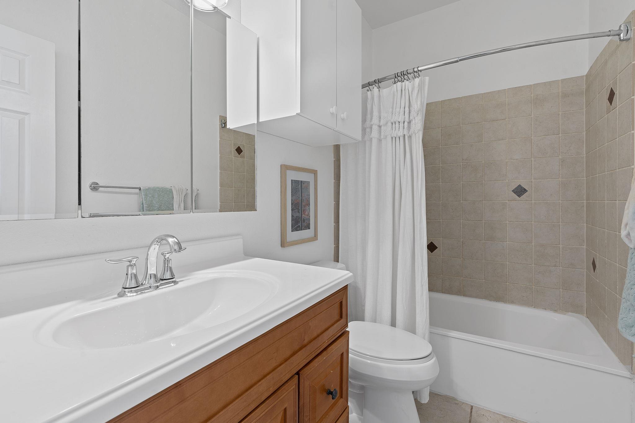 1307 Kinney Ave # 136