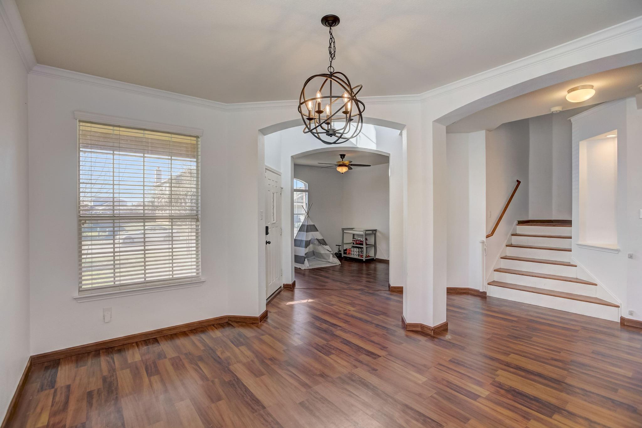 305 Waterlily WAY