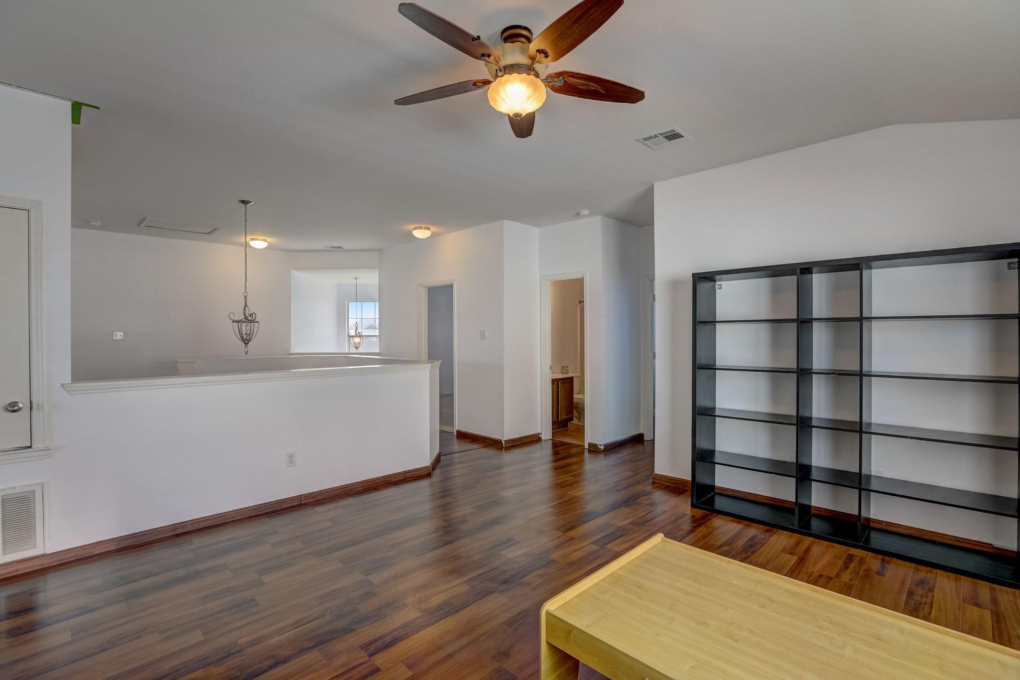 305 Waterlily WAY