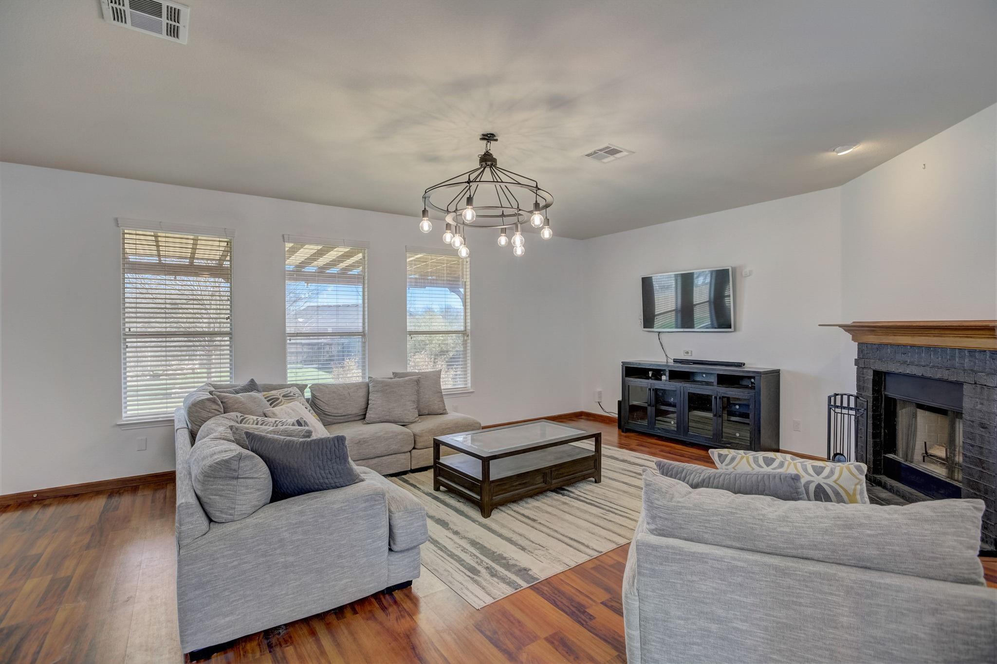 305 Waterlily WAY