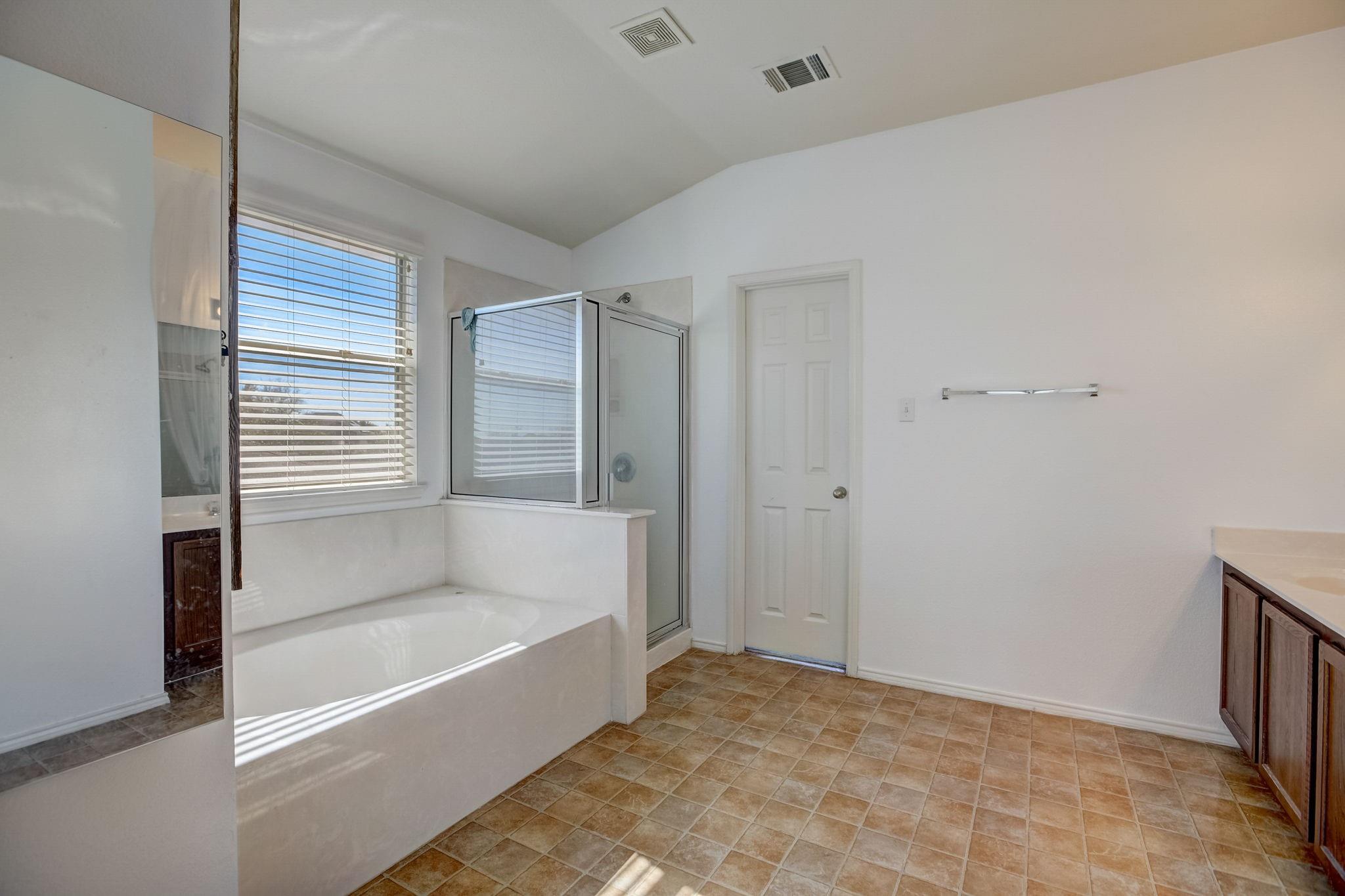 305 Waterlily WAY