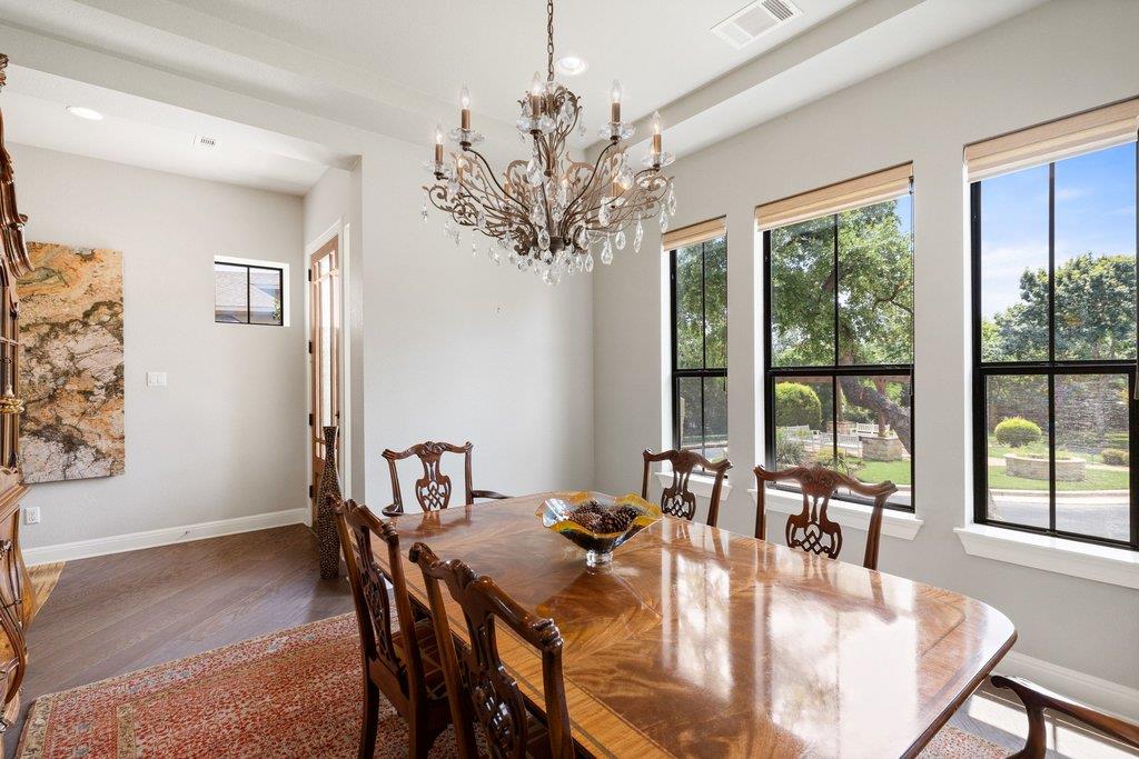 2 Prestonwood CV