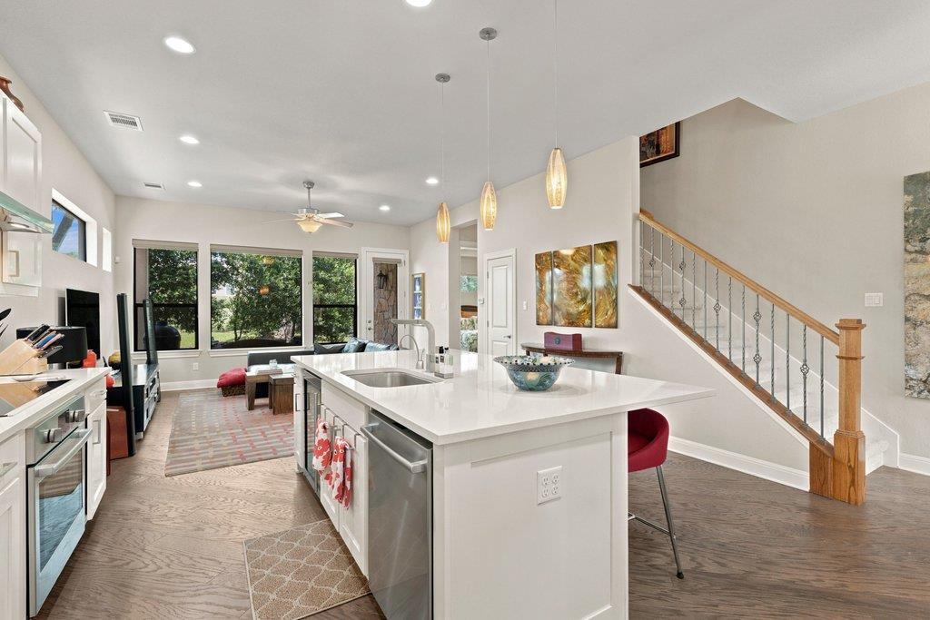 2 Prestonwood CV