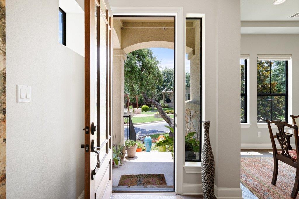 2 Prestonwood CV
