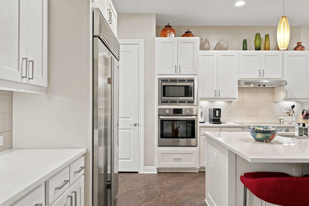 2 Prestonwood CV