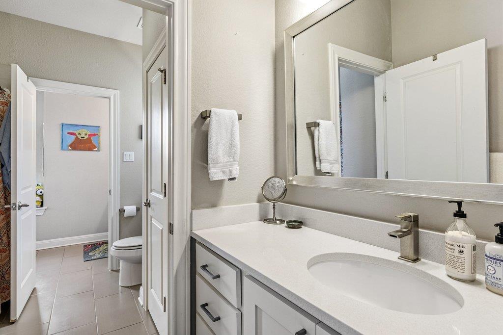 2 Prestonwood CV