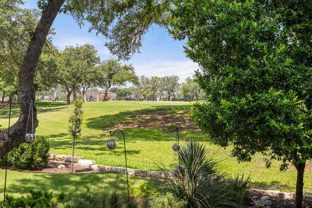 2 Prestonwood CV