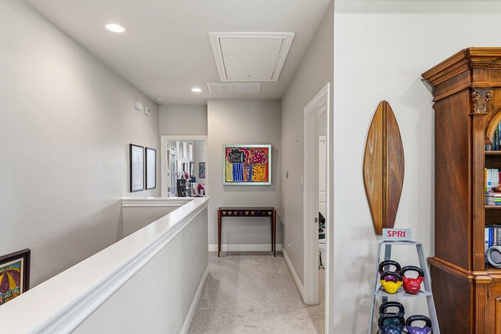 2 Prestonwood CV