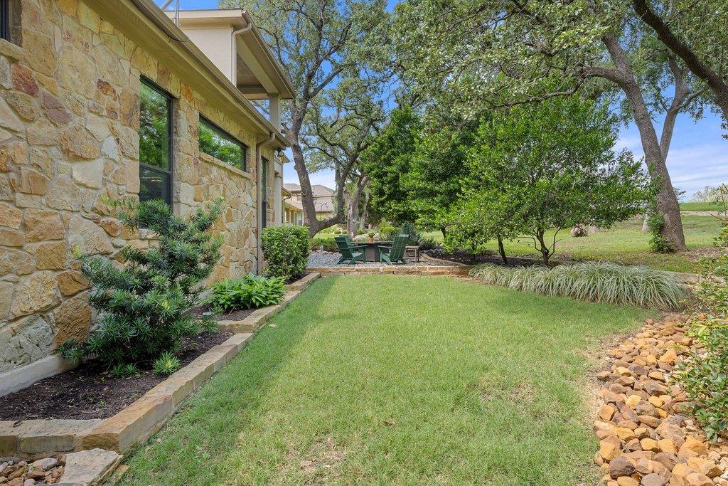 2 Prestonwood CV