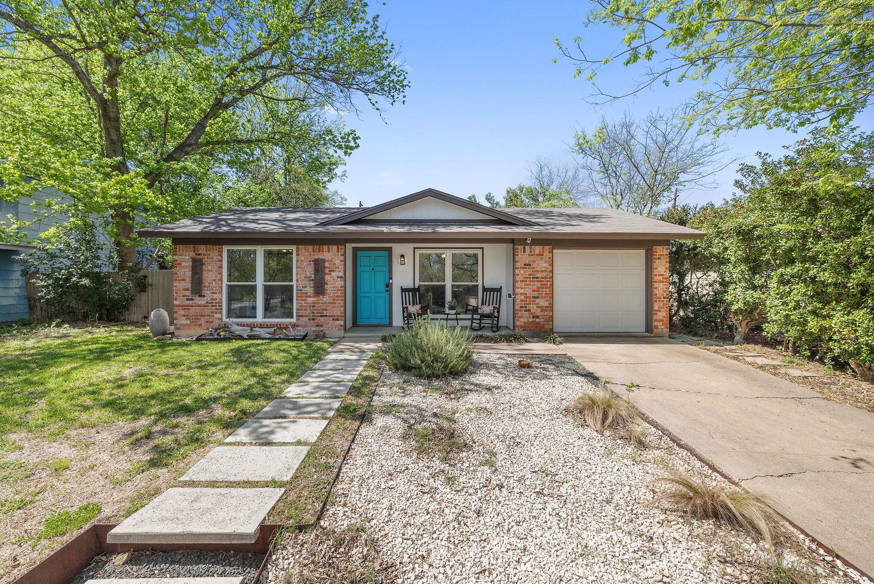 5304 Harvest LN