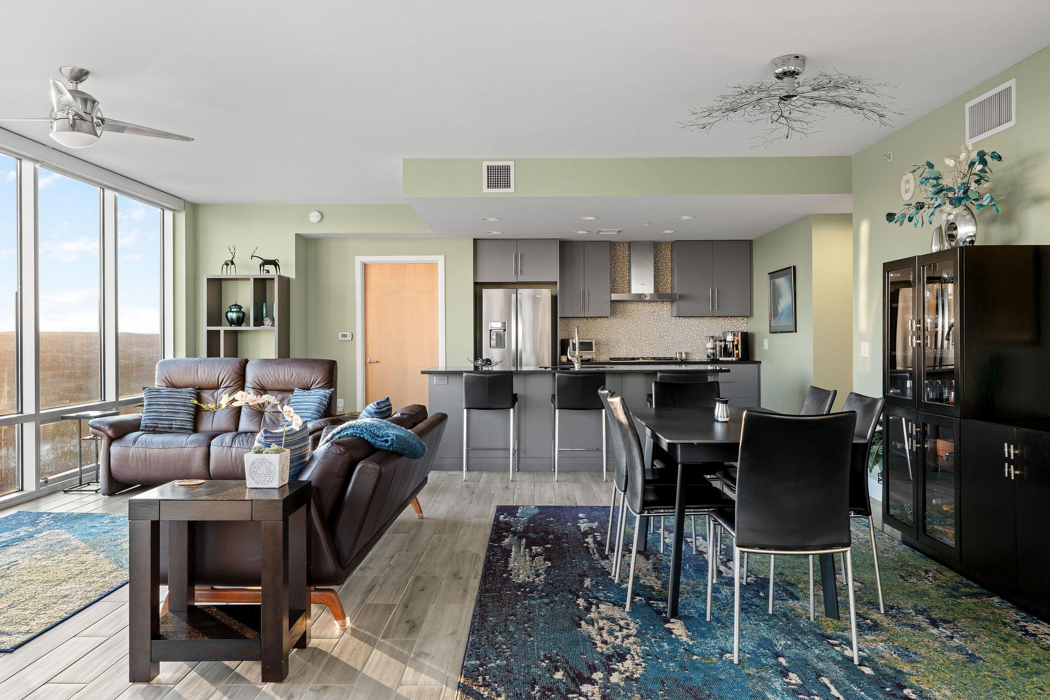 300 Bowie ST # 2602