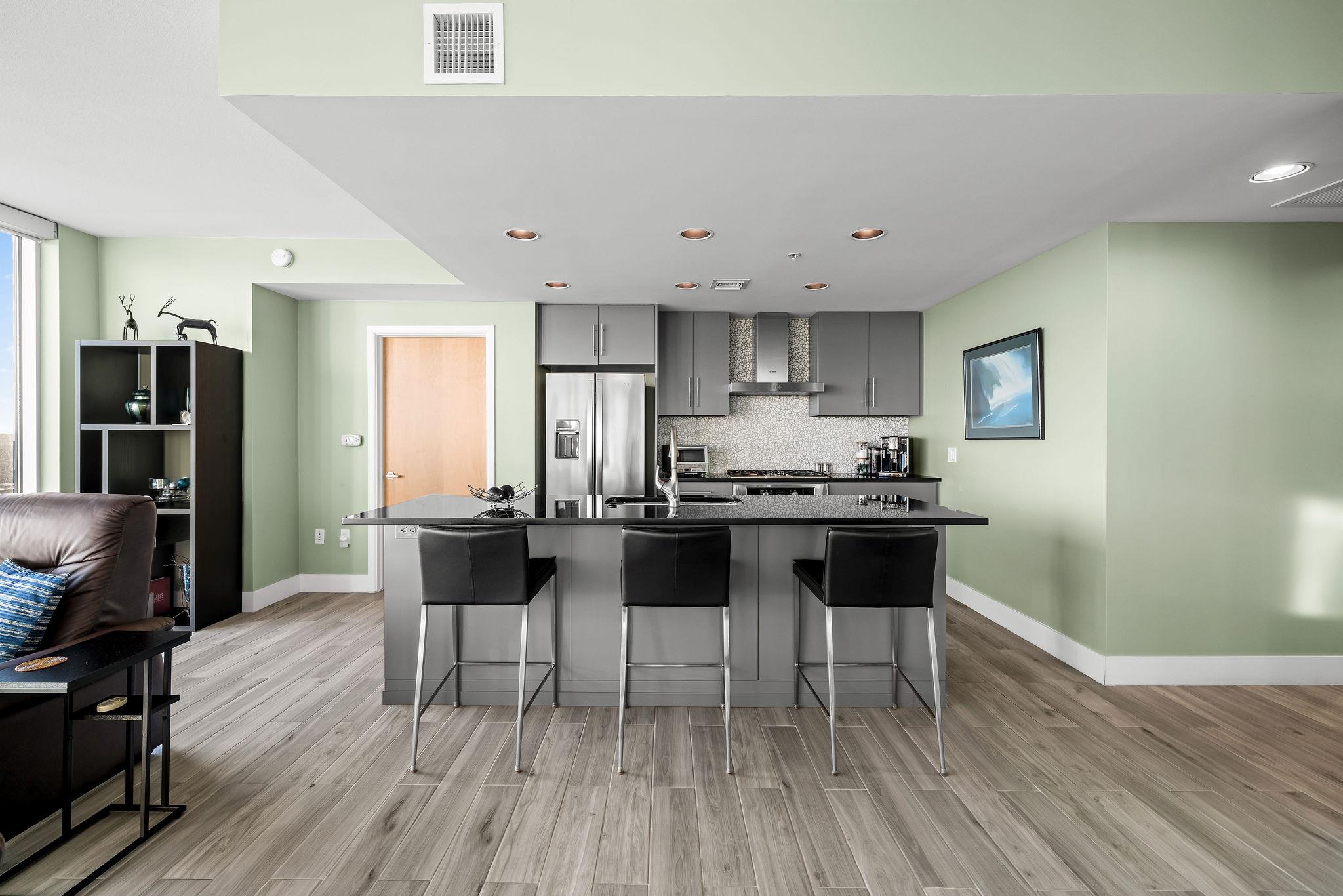300 Bowie ST # 2602
