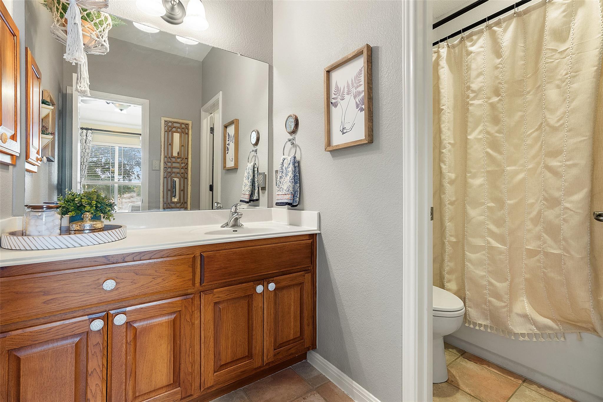 108 High Plains TRL, Spicewood