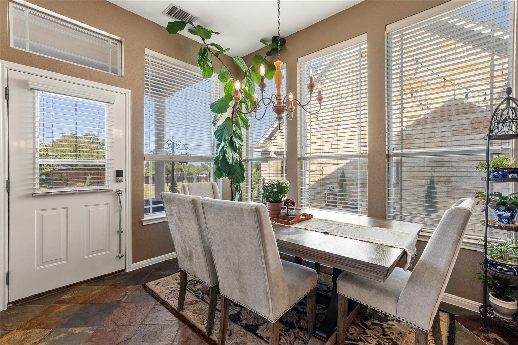 108 High Plains TRL, Spicewood