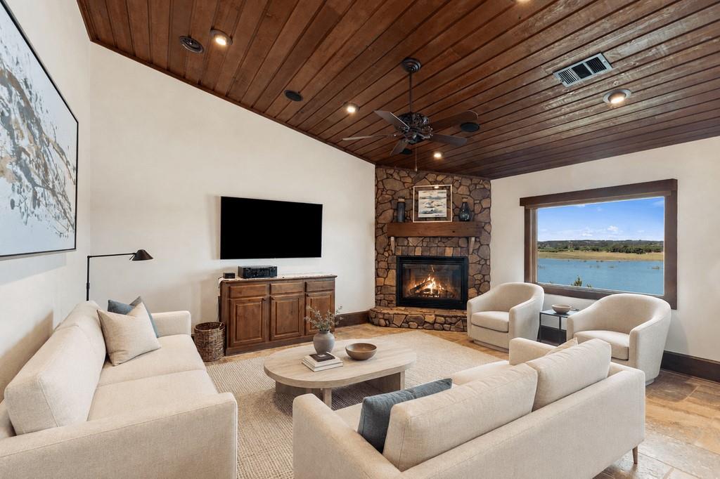 512 Harbor DR # 7