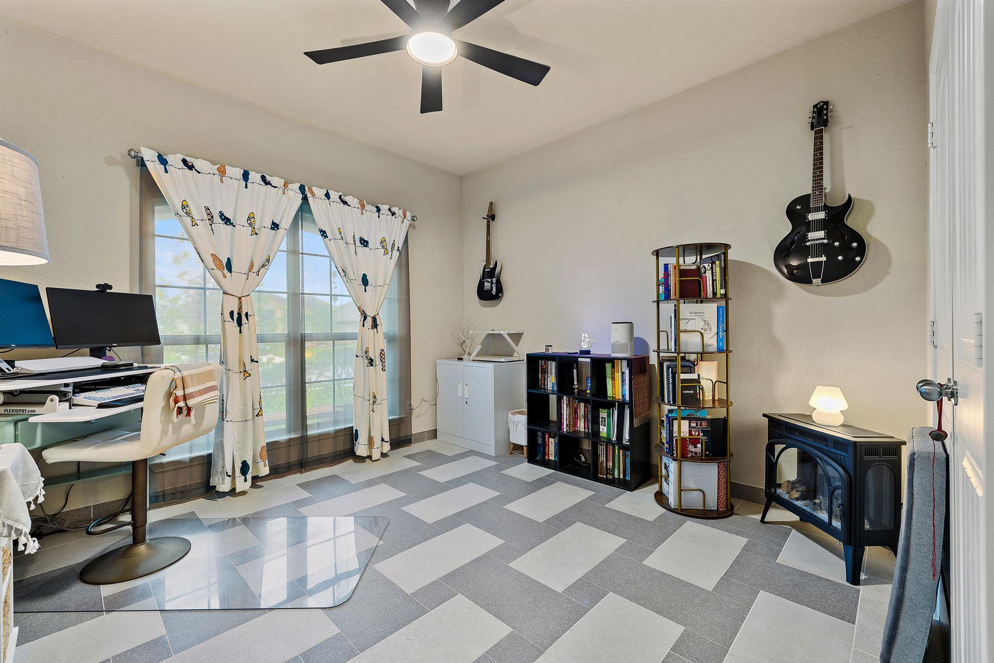125 Beth Ann LOOP