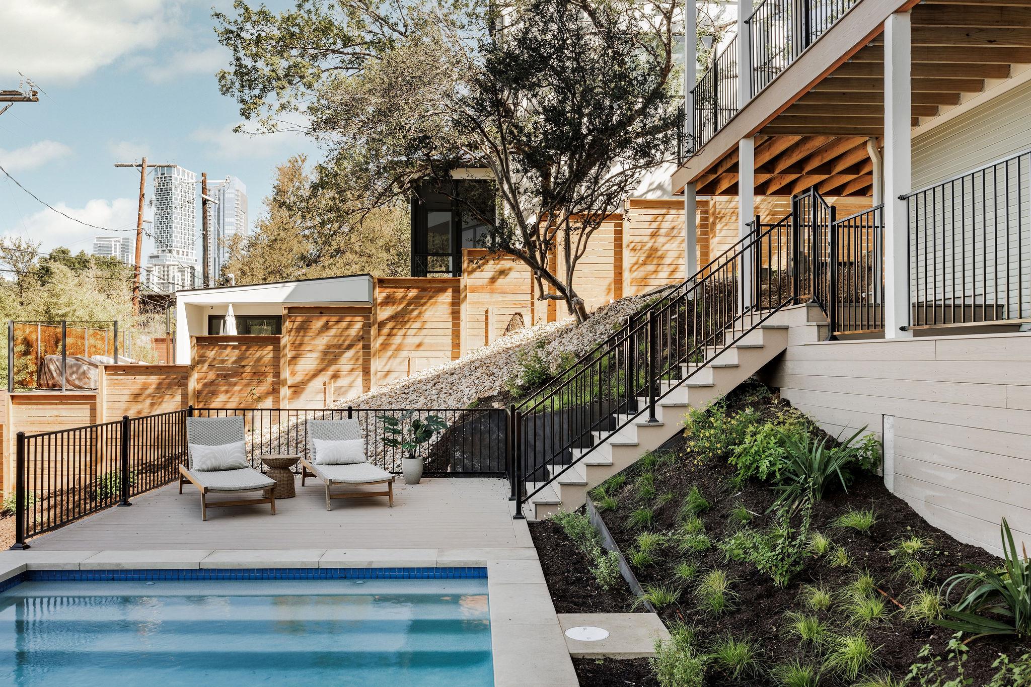 1110 Travis Heights BLVD