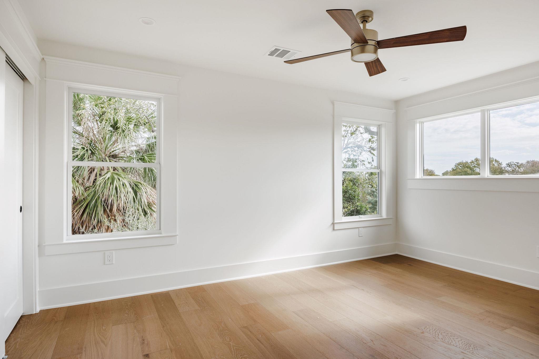 1110 Travis Heights BLVD
