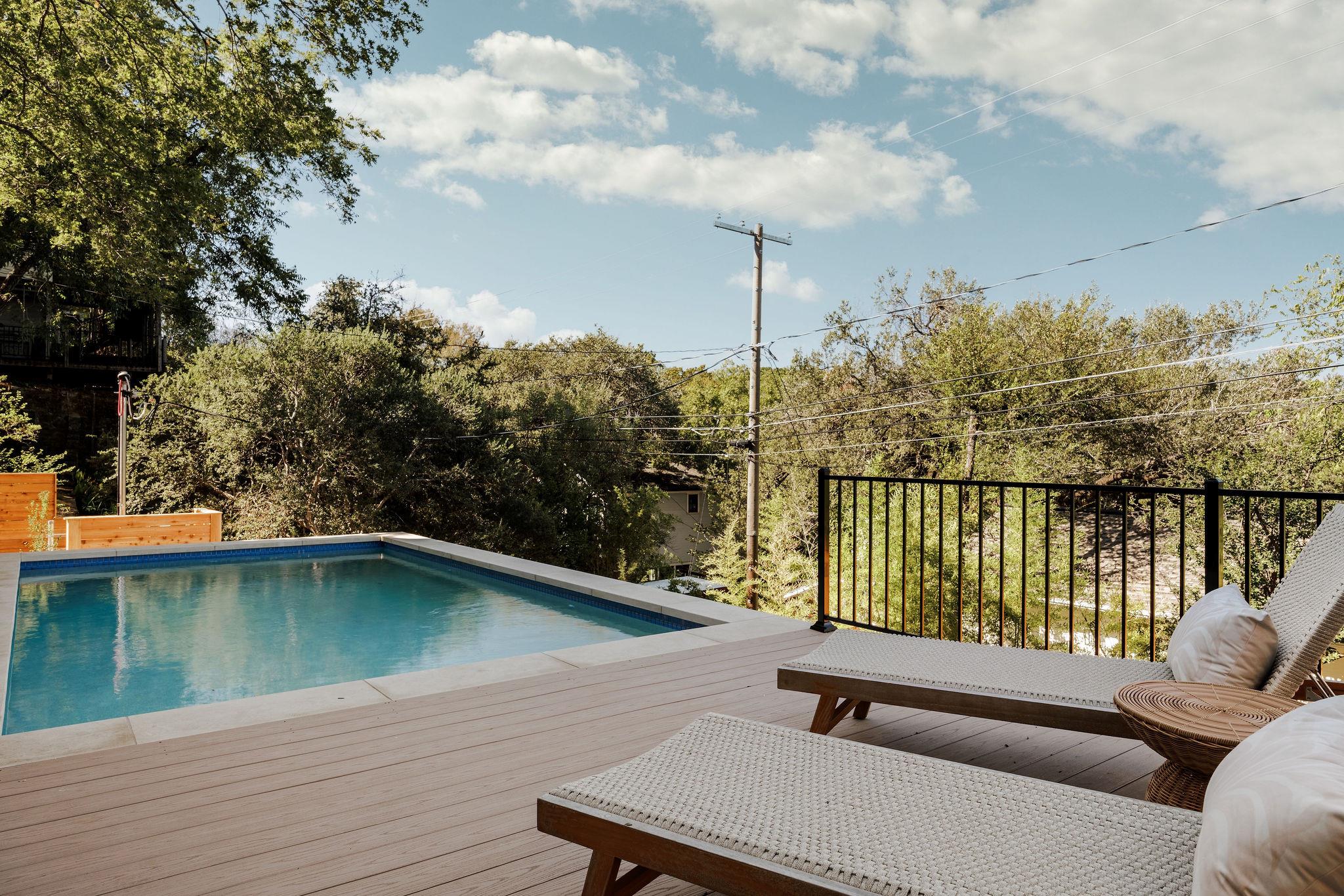 1110 Travis Heights BLVD