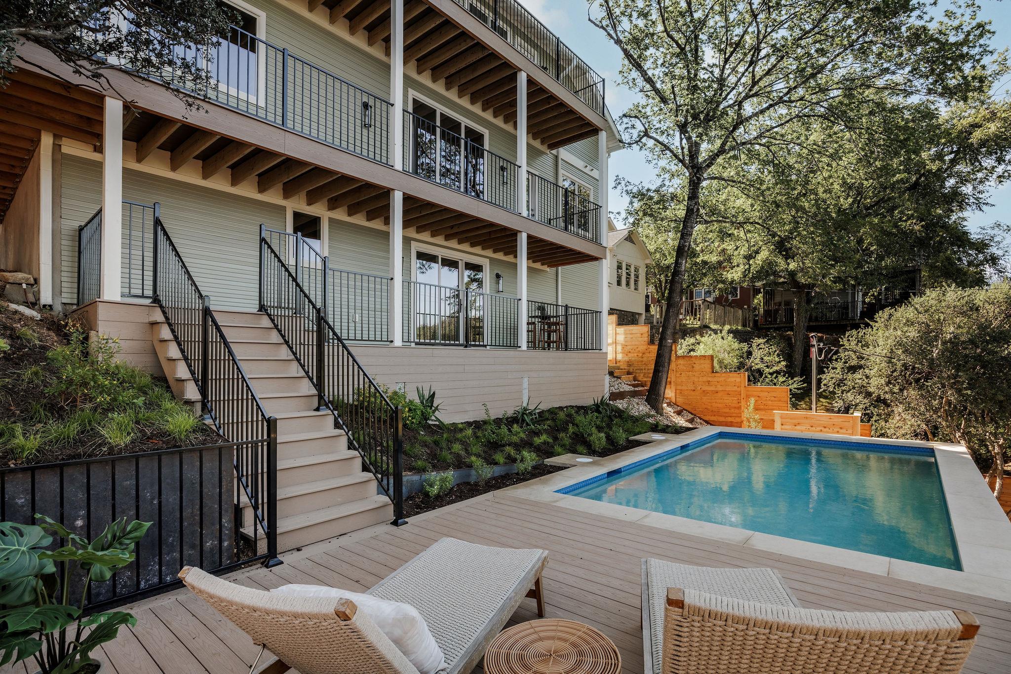 1110 Travis Heights BLVD