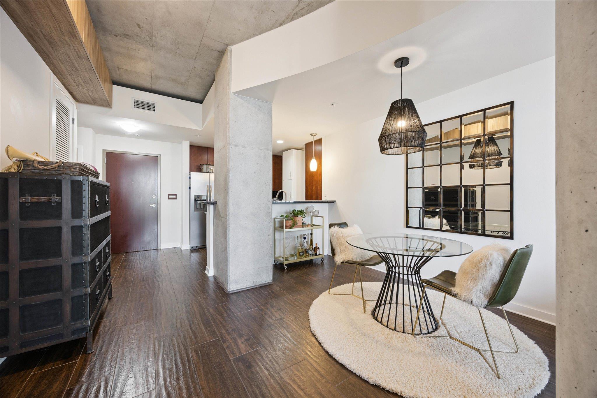 360 Nueces ST # 1012