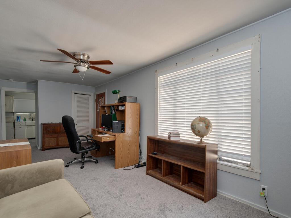 1609 Morgan LN, Austin