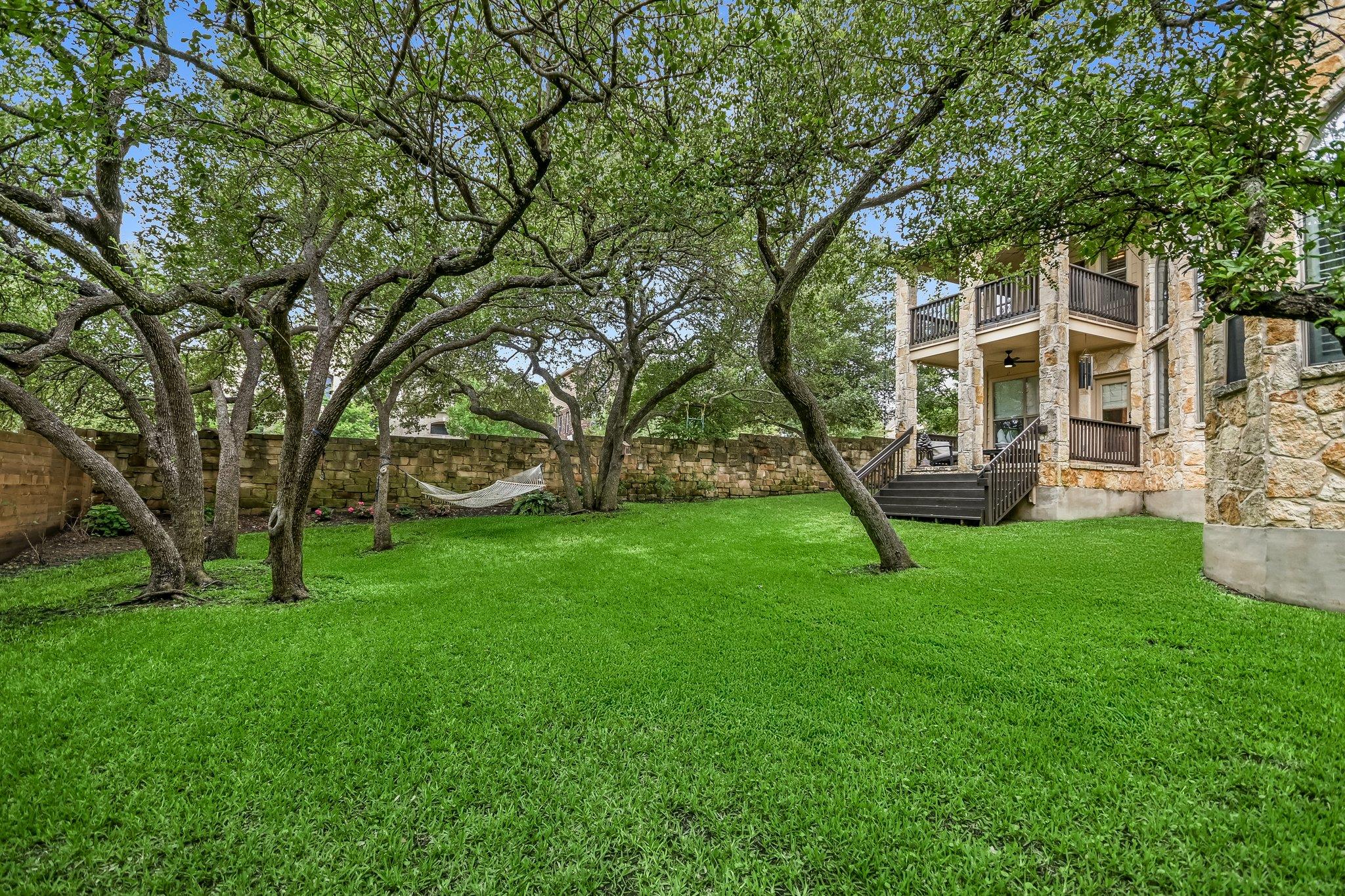 5821 Kempson DR