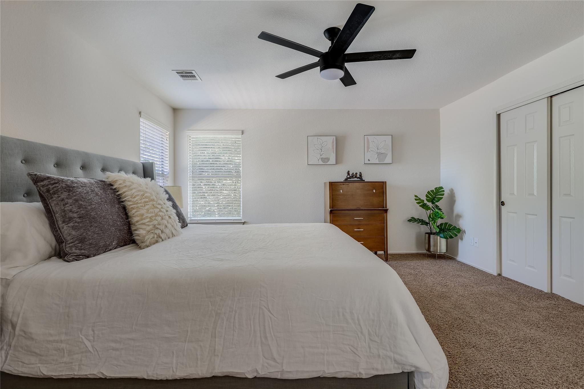 11110 Jim Thorpe LN