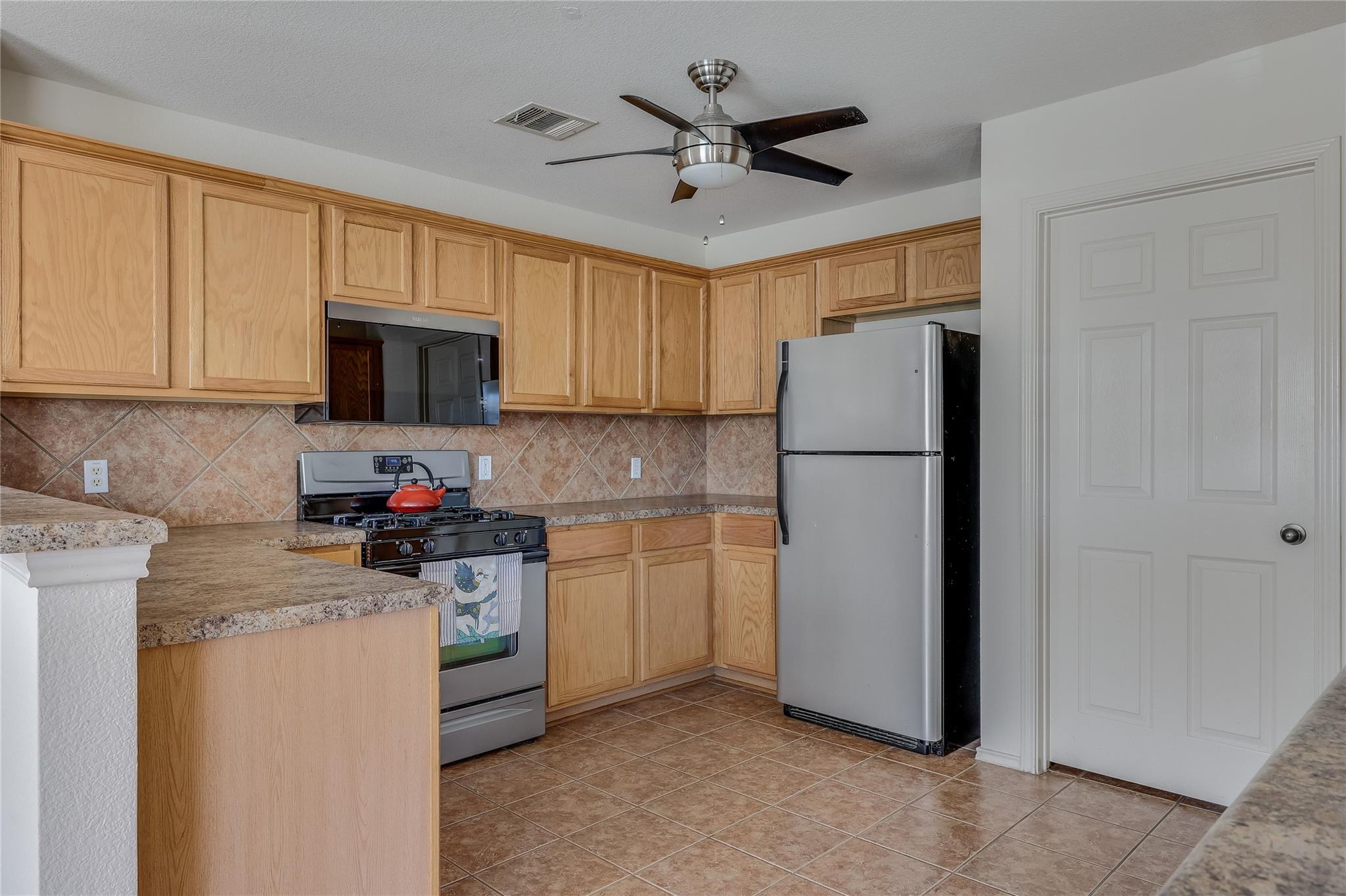 11110 Jim Thorpe LN