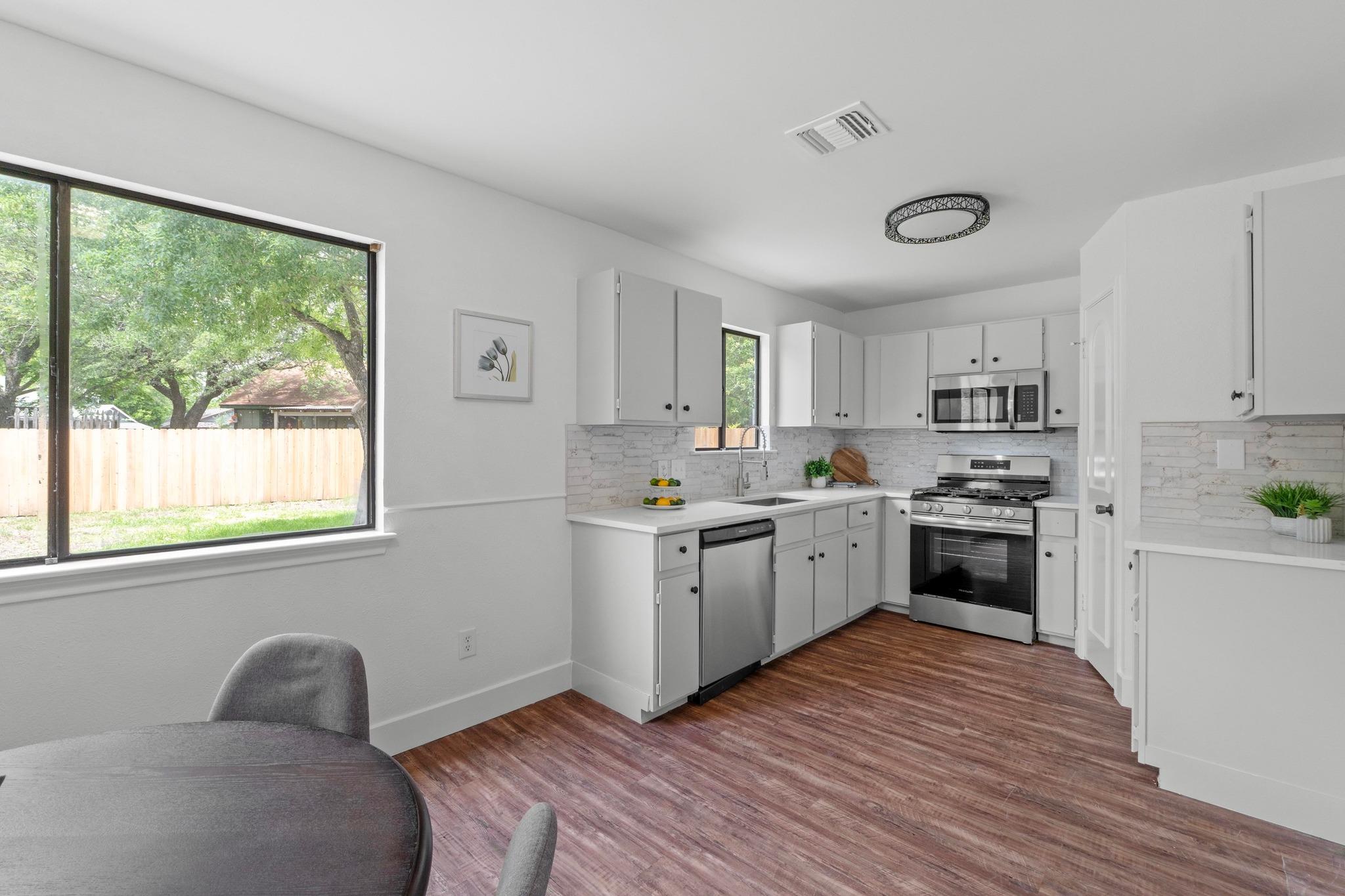 11708 Rotherham DR