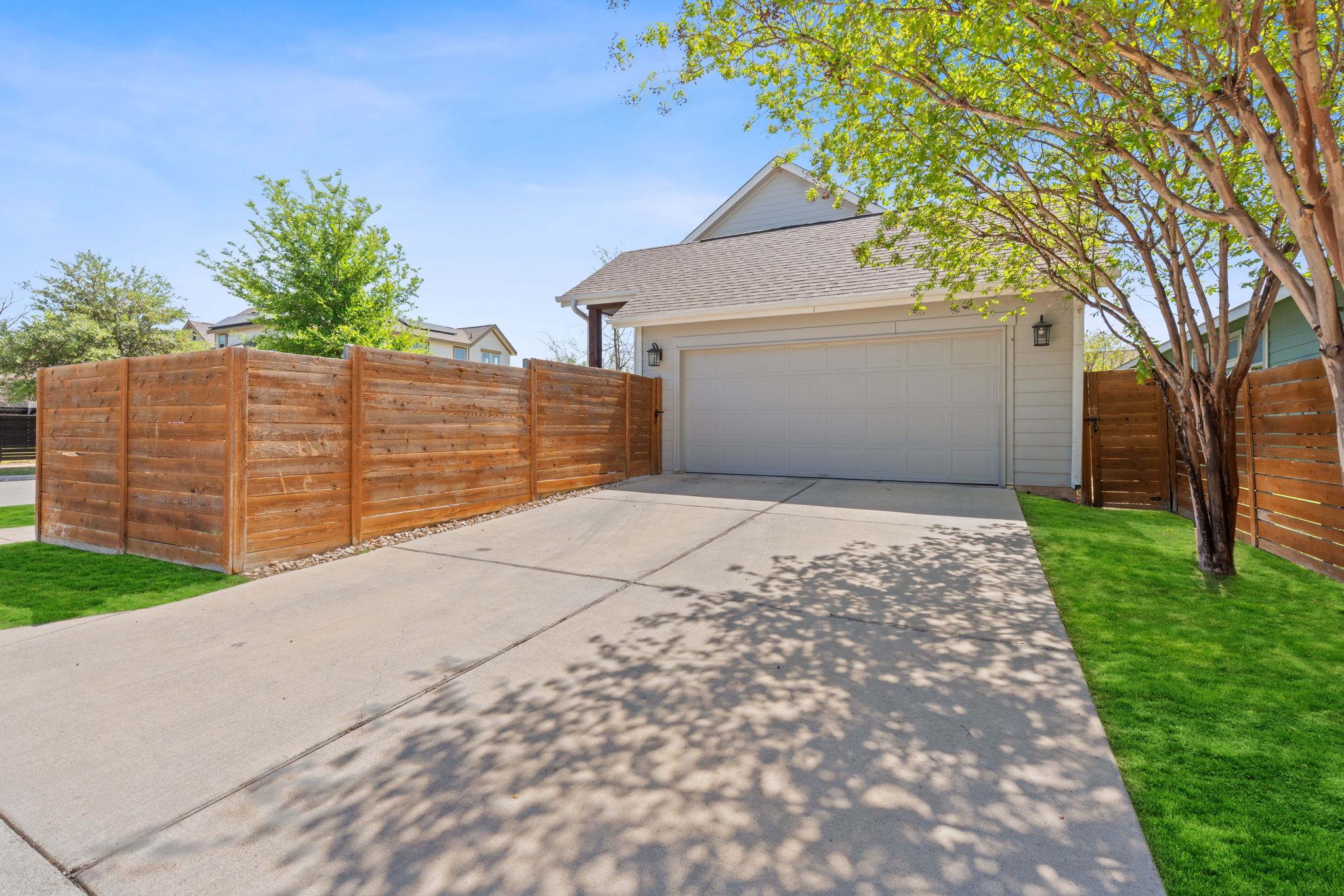 5820 Baythorne DR