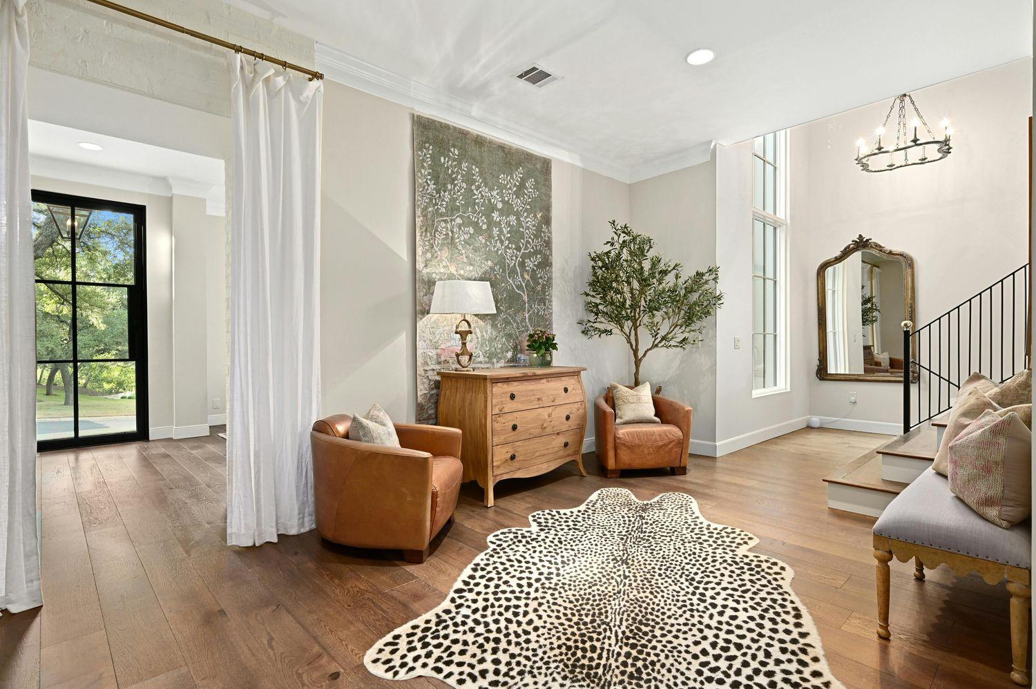 2801 Regents PARK