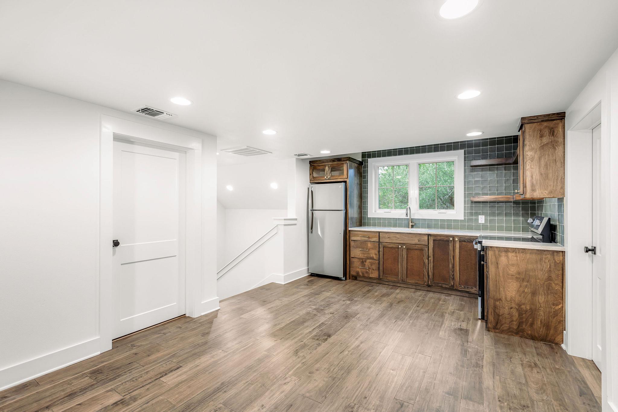 812 Jennings Branch RD