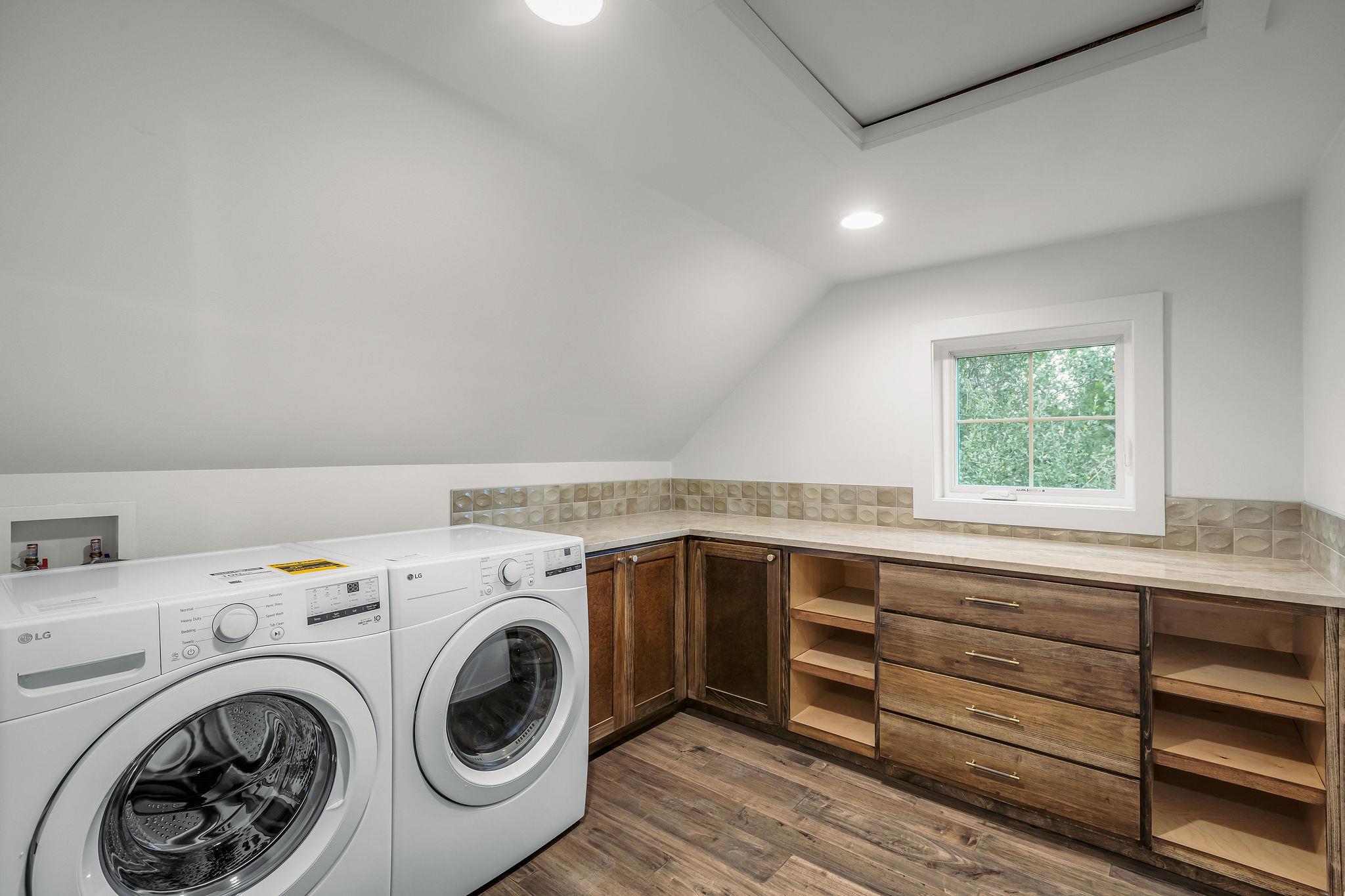 812 Jennings Branch RD