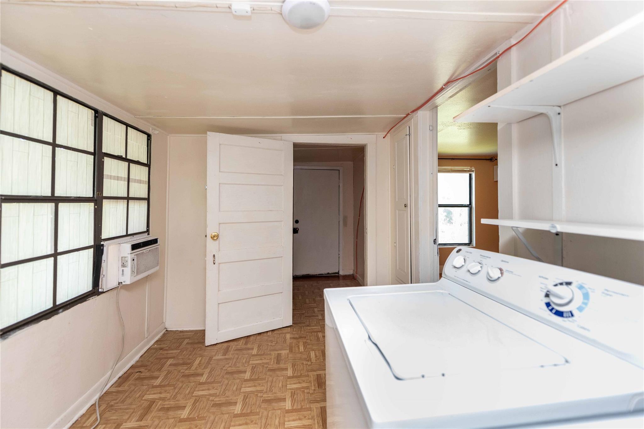 406 Lexington RD # B