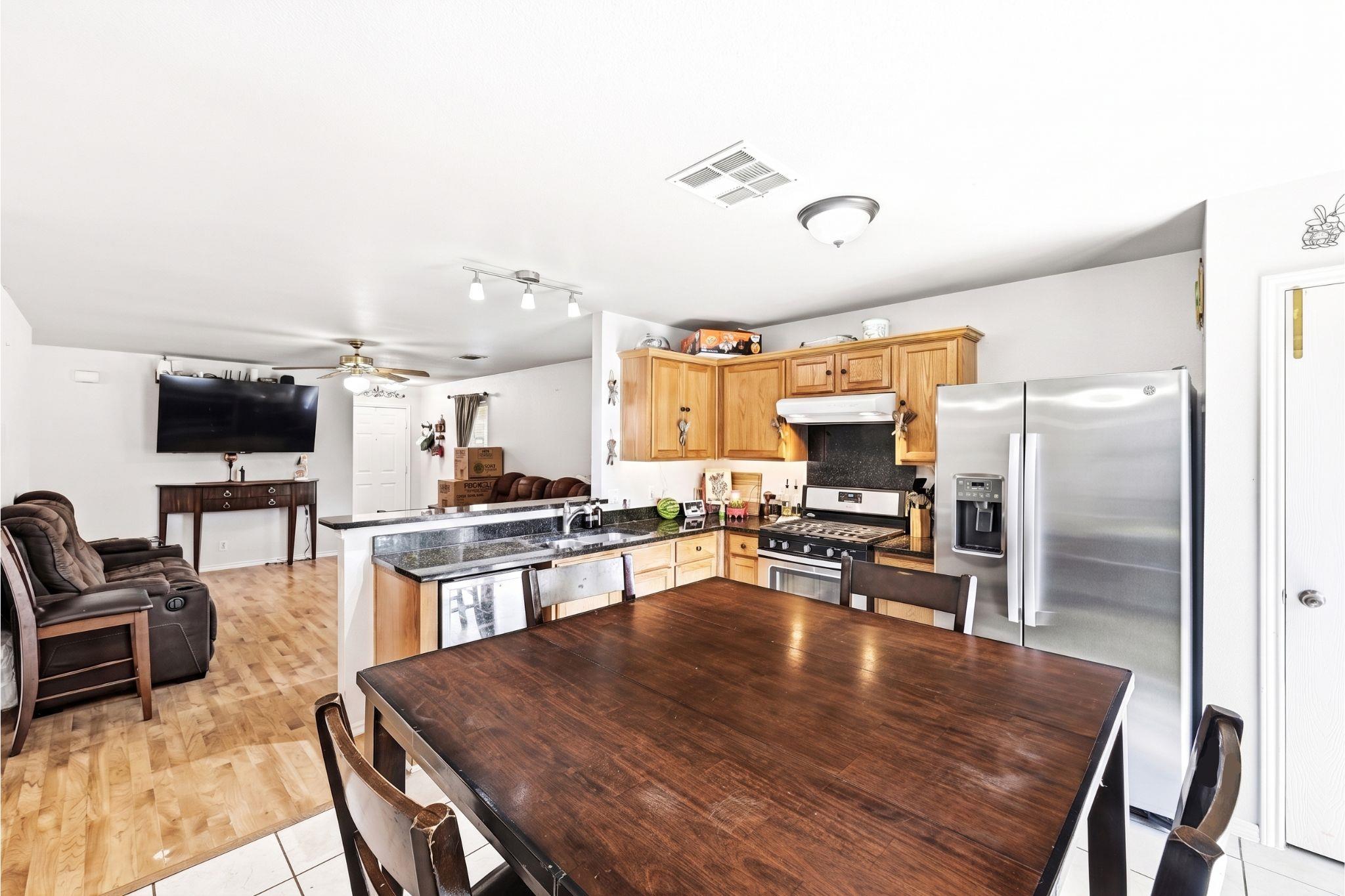 15001 Arizona Oak LN