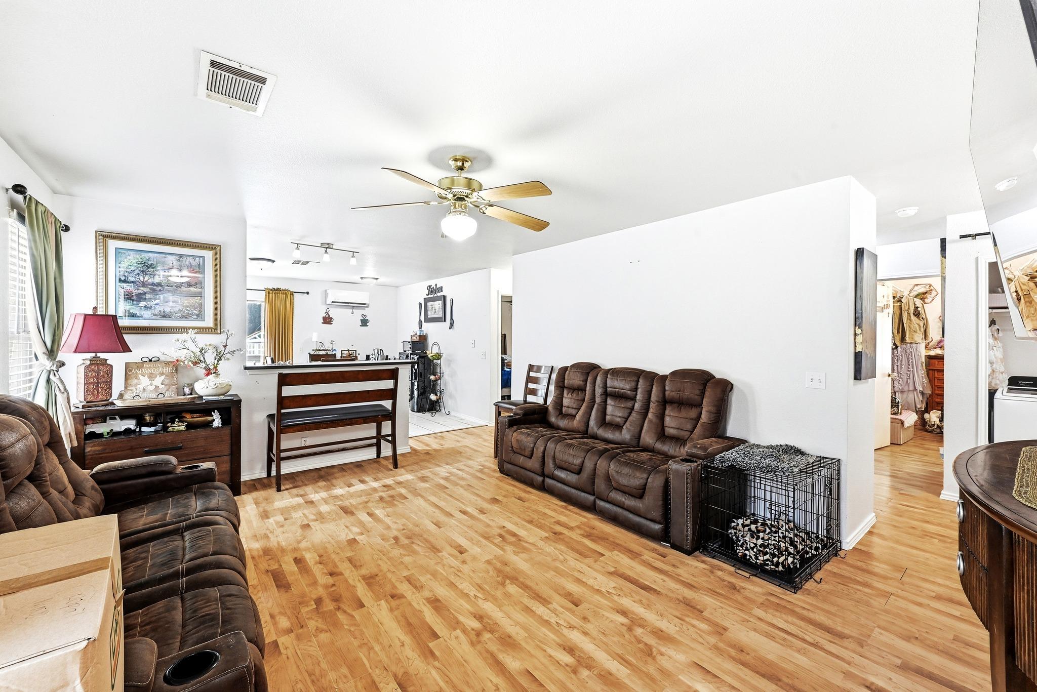 15001 Arizona Oak LN